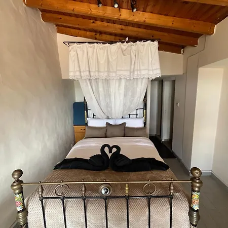 Odou Off-grid Lägenhet *